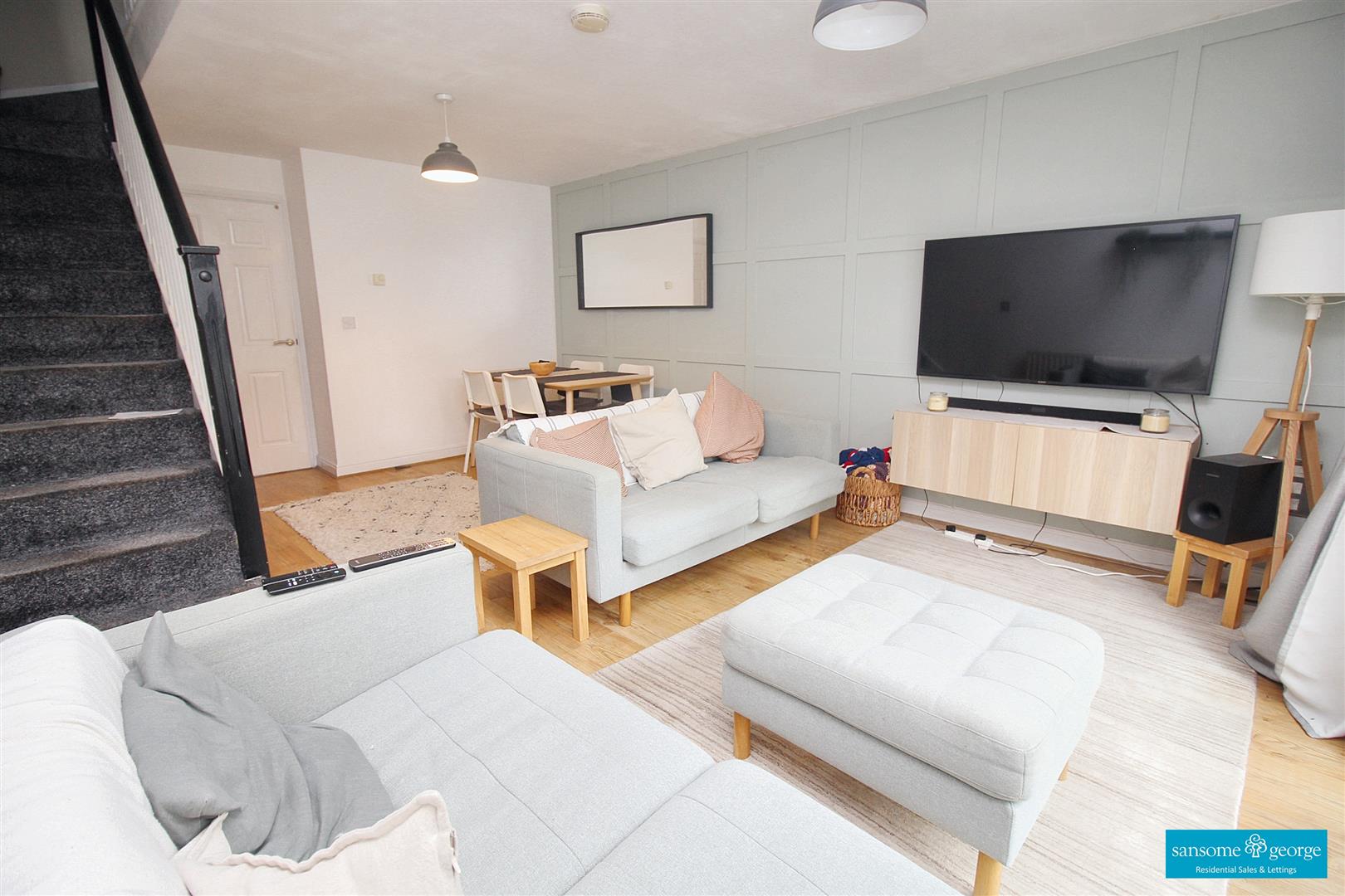 Pryor Close, Tilehurst, Reading